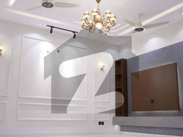 Brand New Designer 10 Marla Luxury Home Bahria Town Ghaznavi Block