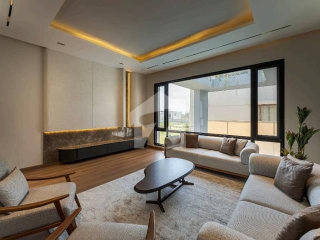 Brand New Extra Ordianory Modern Style Top of The Line Bungalow