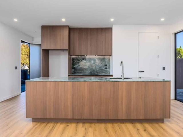 Brand New Executive Townhouse | 4 Bedrooms | Water Views | $920 per Week