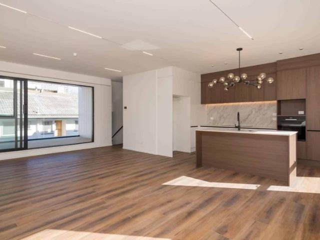 Brand new four bedroom townhouse available to rent