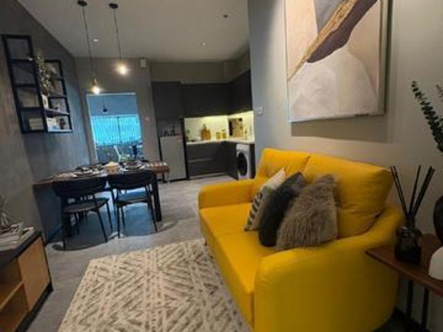Brand New Freehold Fully Furnished 1 Bedrooms SOHO in Cyberjaya