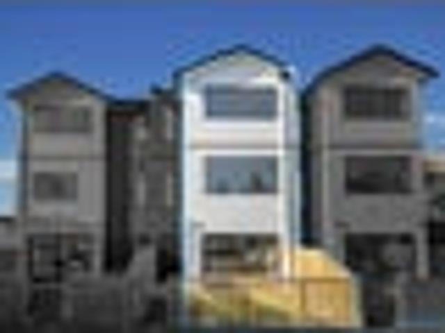 Brand New Freehold Home | Road Frontage
