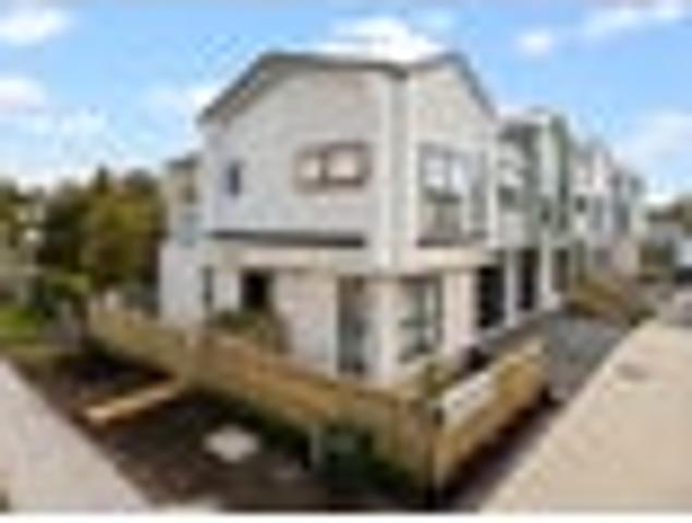 Brand New & Freehold High Yield Potential