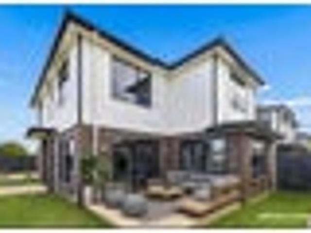 BRAND NEW FREEHOLD LIVING – MOTIVATED VENDORS!