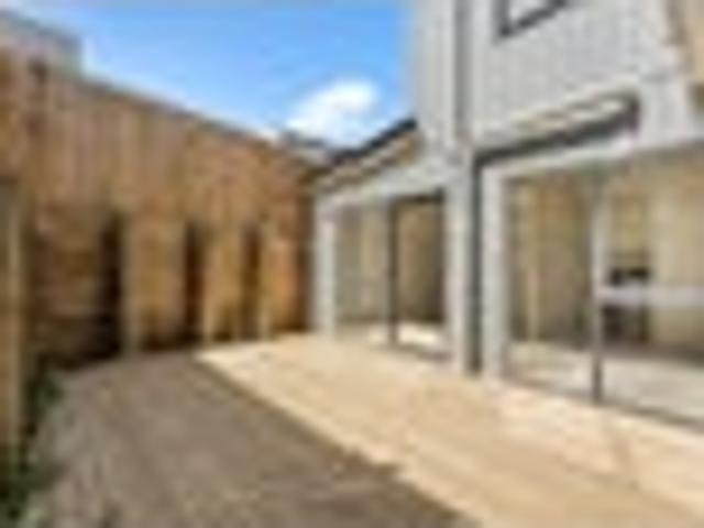 Brand New Freehold Living Stylish & Spacious