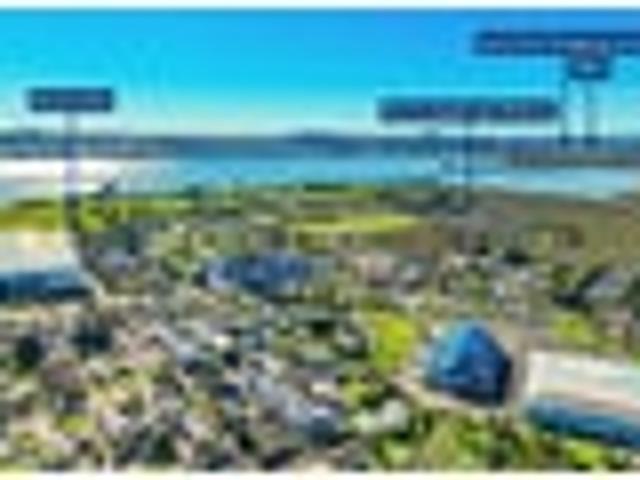 Brand New Freehold Must Be Sold