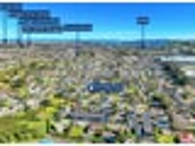 Brand New Freehold Must Be Sold