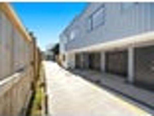 Brand New Freehold Must Be Sold