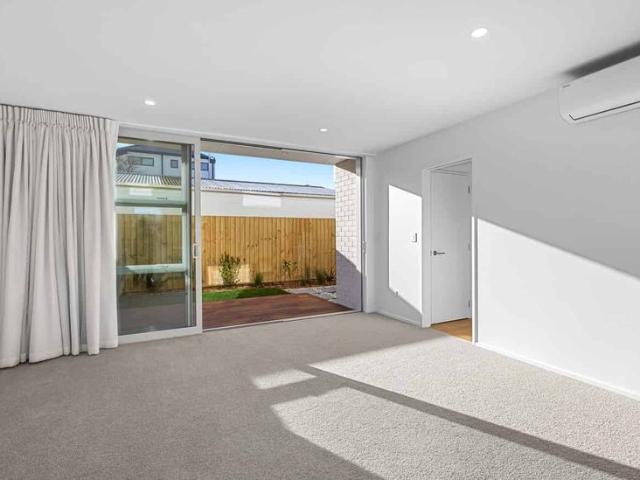 Brand New Fresh Townhouse!