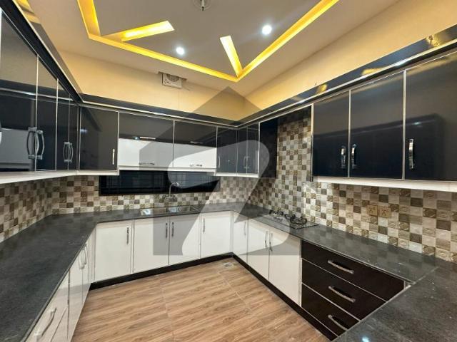 Brand New House 10 Marla Available For Rent In EE Block Facing Park Citi Housing Society