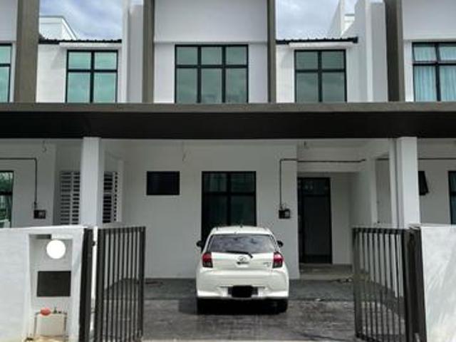 brand new house 2storey terrace taman La Casa Lunas Kulim