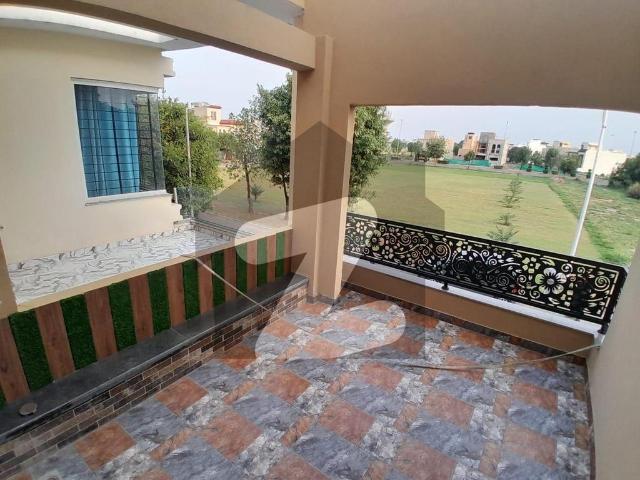 Brand new house 5 marla facing park available for sale in phase two bahria orchard lahore bahria orchard