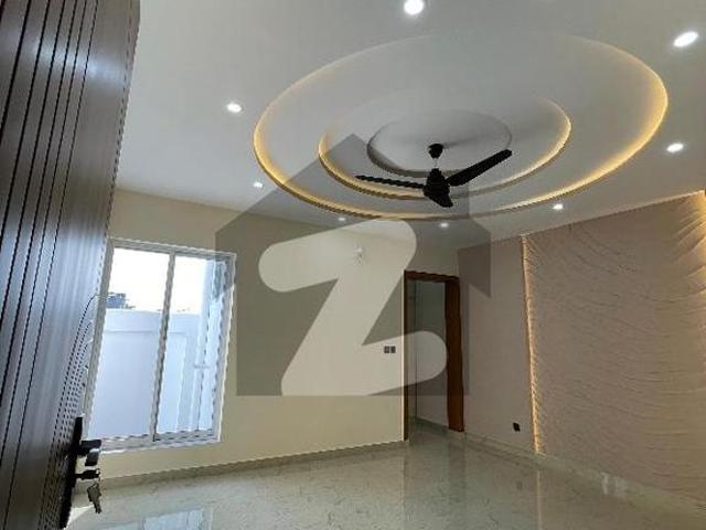 Brand New House For Sale 8 Marla Professor Model Town Cooperative Housing Society