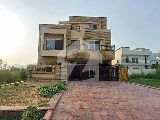 Brand new house for sale d12/3