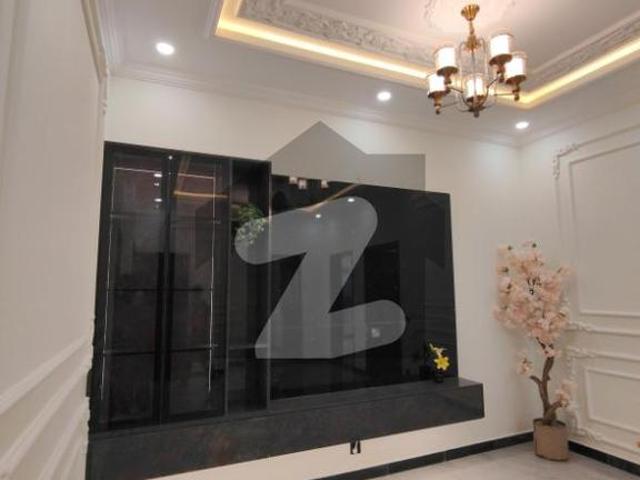 Brand new house for sale in g 11