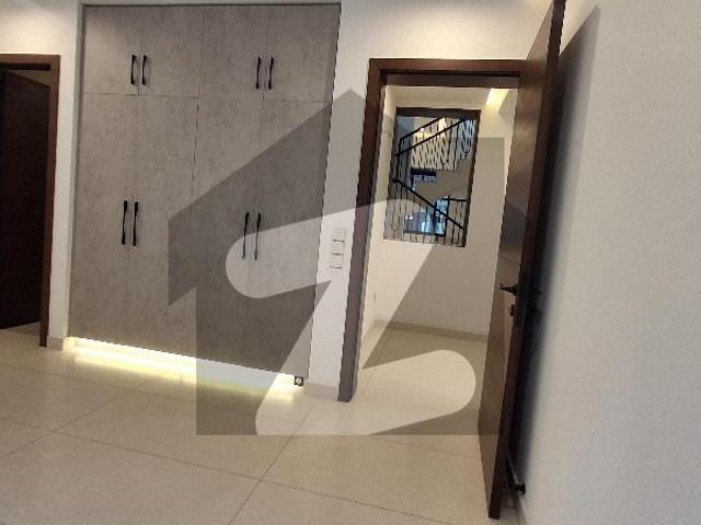 Brand new house for sale in f 6 islamabad f 6/1