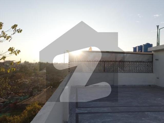 Brand new House for sale location Islamabad i 10 size 5 Marla double story I 10/1