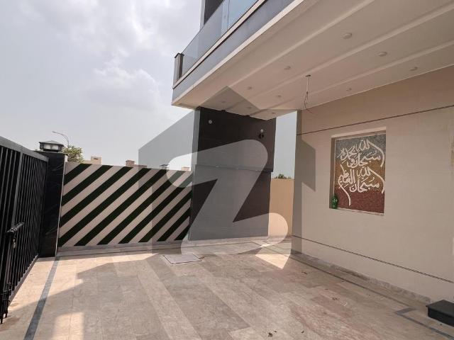 Brand new house modern designi 10 marla house at super location available for sale bahria orchard