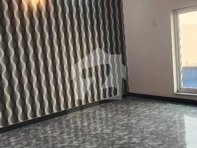 Brand New House Rent Ke Liye Available