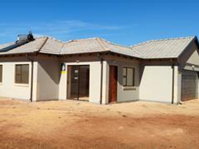 brand new houses on the market in le.