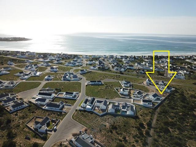 Brand new home – ready to move in and enjoy living by the beach