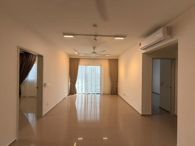 Brand new Hana 3R2b Semi furnish with aircon cozy unit with blockview