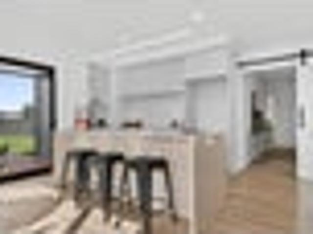 Brand New in West Bush! BEO $985,000