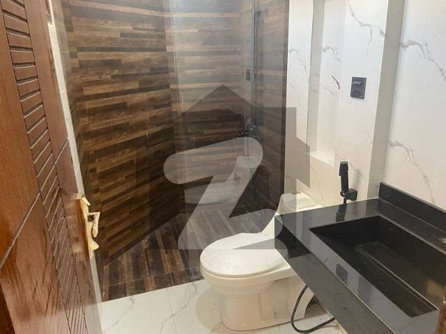 Brand new independent house available for rent at gulshan e iqbal