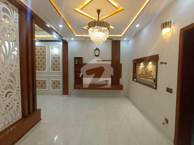 Brand new owner build solid semi furnished 5 marla house for sale in bahria town lahore
