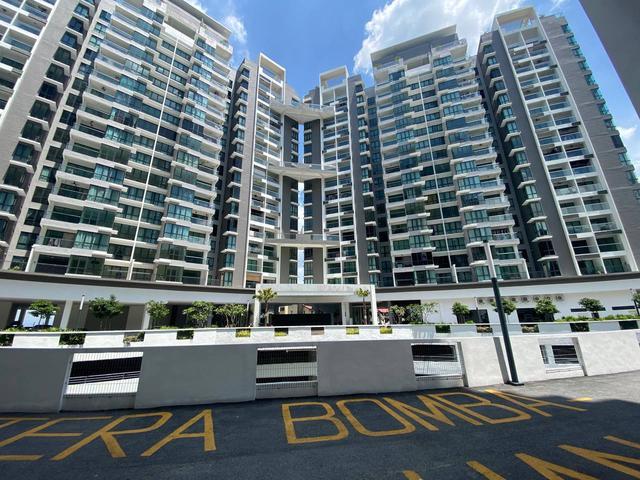 BRAND NEW Low density hilltop condominium