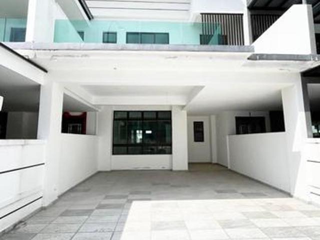 Brand New Low Down Payment Ulu Tiram Bestari Indah Double Storey