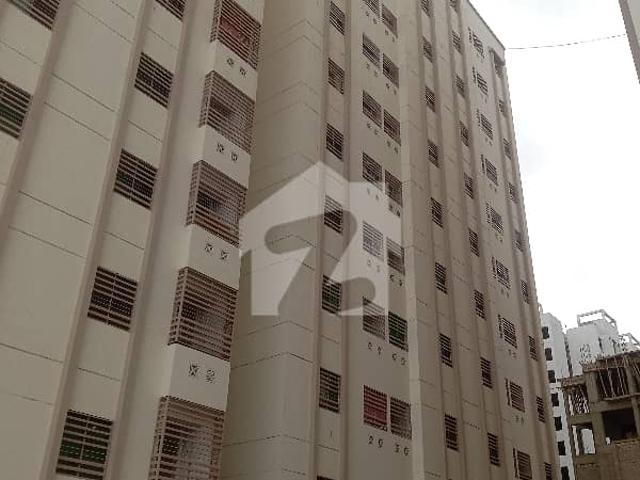 Brand New Lease Luxurious Flat 2 Bed DD BANK LOAN POSSIBLE, All Utilities, Parking, Security, Play Area, Project Is Facing 200ft Road Near Safoora Chorangi And DOW HOSPITAL
