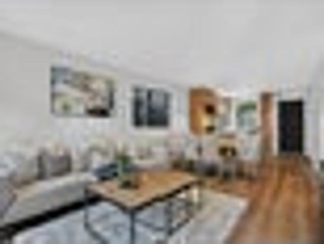 Brand New Living in the Heart of Pakuranga