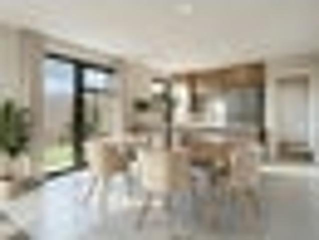 Brand New Living in Waihi
