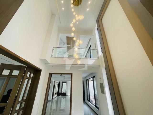 Brand New Luxury Modern House