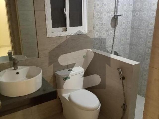 Brand New Luxury Apartment with servant room Tariq Road