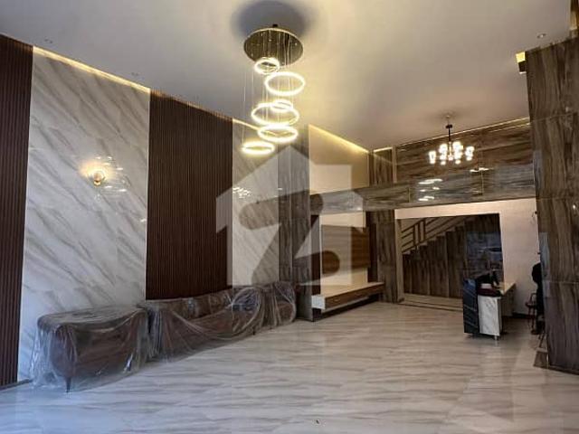 Brand New Luxury Apartment Available For Rent