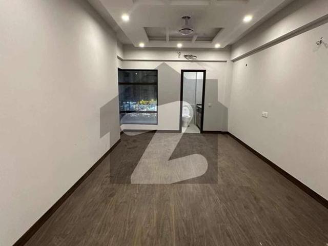 Brand New luxury Apartment For Rent in Saima Residencia