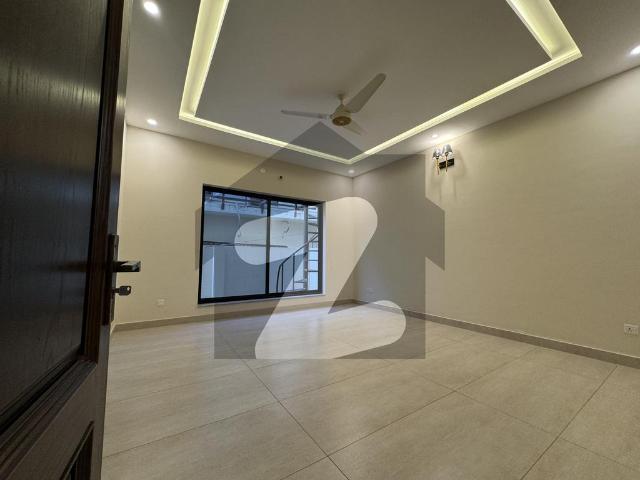Brand New Luxury Designer Corner House For Sale in Bahria Enclave Sector C 1 | 10 Marla | Side Open | 5 Beds | Prime Location Bahria Enclave Sector C1