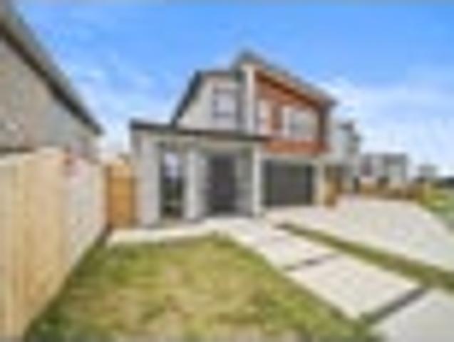 Brand new Luxury Home Clarks Beach