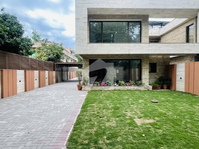 Brand New Luxury House For Rent