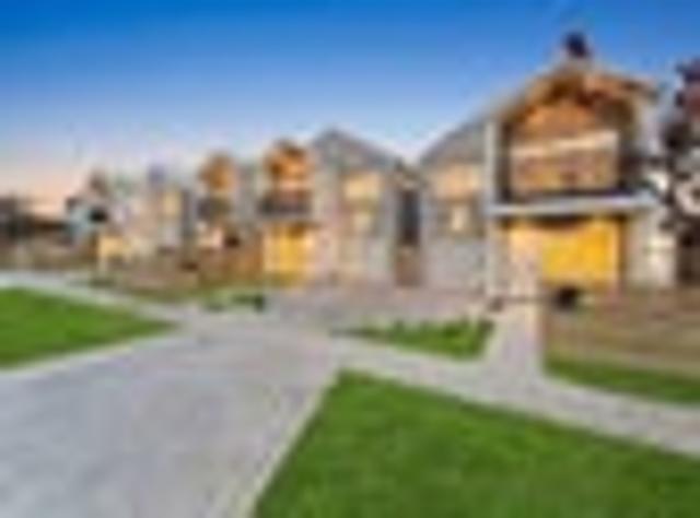 Luxury Living, Standalone and Road Frontage