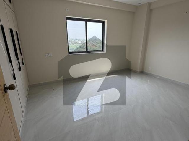 Brand new luxury three bedroom appartment available for rent for family only Warda Hamna Sapphire