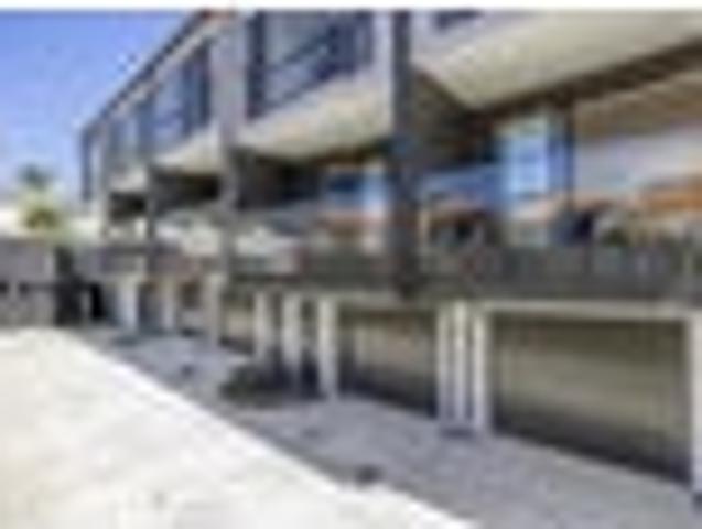 Brand New Luxury Townhouses in the Heart of Albany