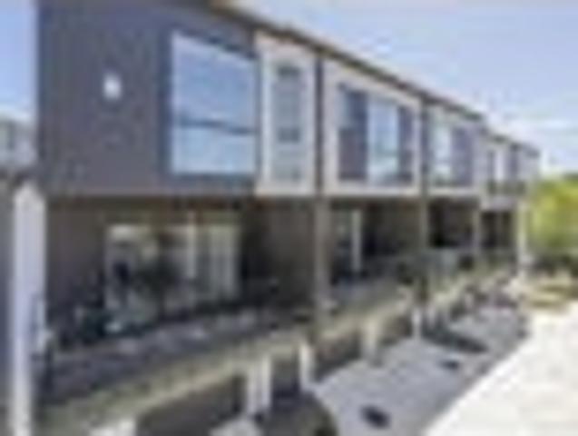 Brand New Luxury Townhouses in the Heart of Albany