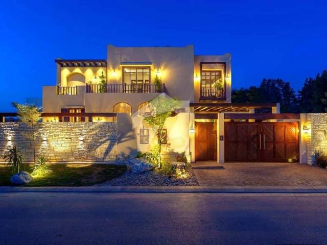 Brand New Luxury Villa