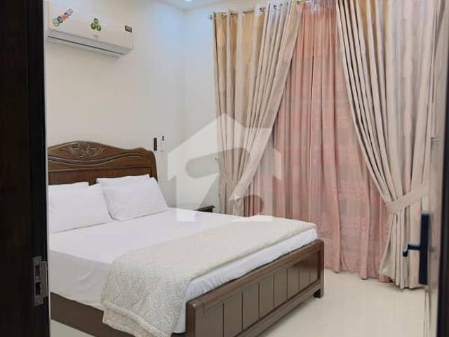 Brand New Luxury 1 Kanal Upper Portion For Rent In DHA Phase 4, Lahore