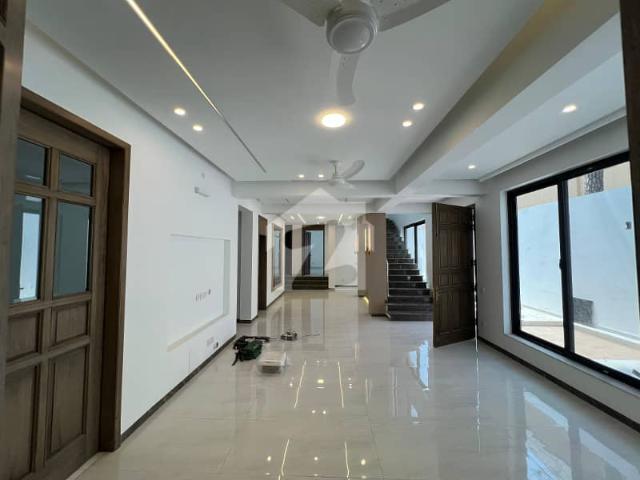 Brand New Luxury 2 Kanal Semi Furnished Triple Storey House For Rent In F 10 Islamabad | 12 Bedrooms | Double Gate | Huge Parking