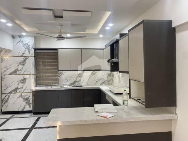 Brand New Luxury 3 Bedroom Apartment for Rent 9th Avenue, Bath Island, Clifton