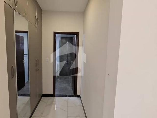 Brand New Luxury 4 Bed Apartment in Askari VI